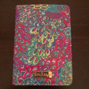 Lilly Pulitzer Passport Wallet